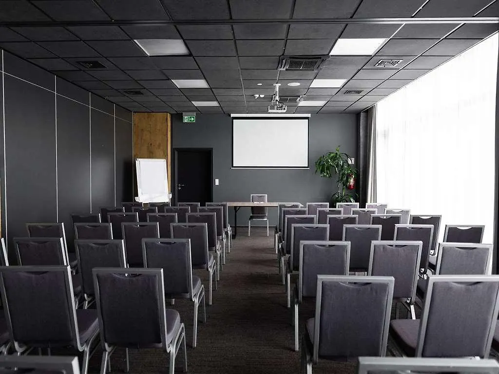 Hotel Ibis Poznan Polnoc Suchy Las