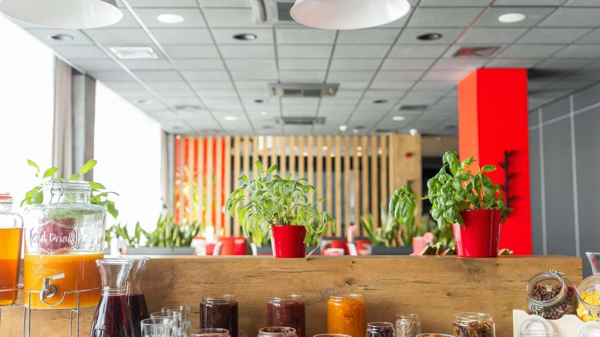 Hotel Ibis Poznan Polnoc Suchy Las
